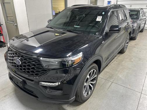 2024 Ford Explorer ST-LINE