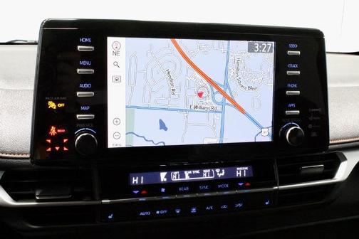 2022 Toyota Sienna XSE 7 PASSENGER