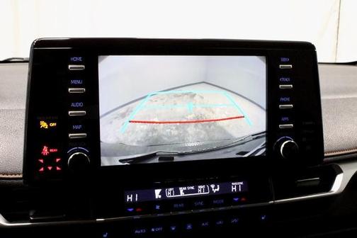 2022 Toyota Sienna XSE 7 PASSENGER