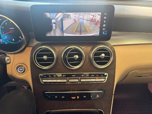 Polar White 2021 Mercedes-Benz GLC 300 BASE 4MATIC