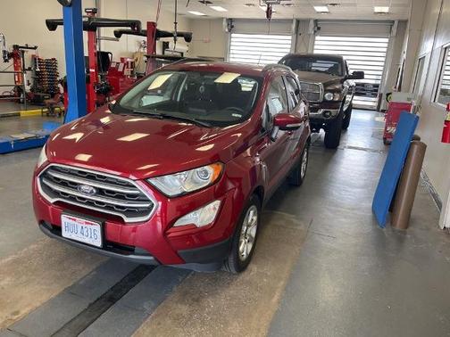RUBY RED MET TNTD CLEARCOAT 2018 Ford EcoSport SE