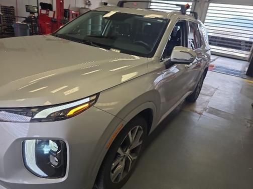 Silver 2022 Hyundai PALISADE LIMITED