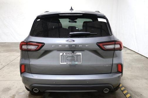 2025 Ford Escape ST-Line Elite