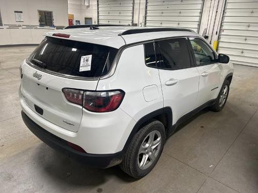 2024 Jeep Compass LATITUDE