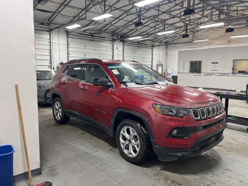 2025 Jeep Compass LATITUDE