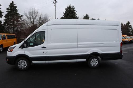 2023 Ford E-Transit Base