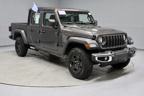 2024 Jeep Gladiator SPORT