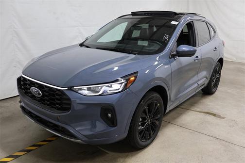 2025 Ford Escape ST-Line Elite