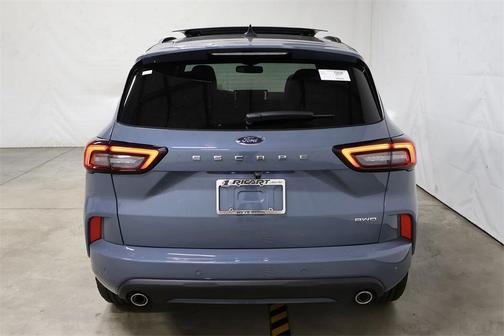 2025 Ford Escape ST-Line Elite