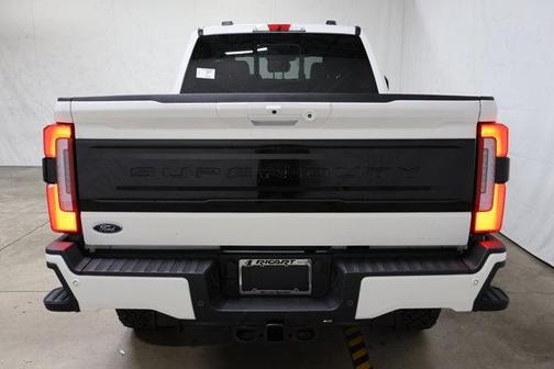 2026 Ford F-350 Platinum