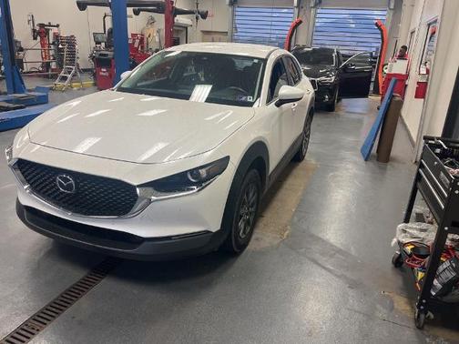 SNOWFLAKE WHITE PEARL 2023 Mazda CX-30 2.5 S
