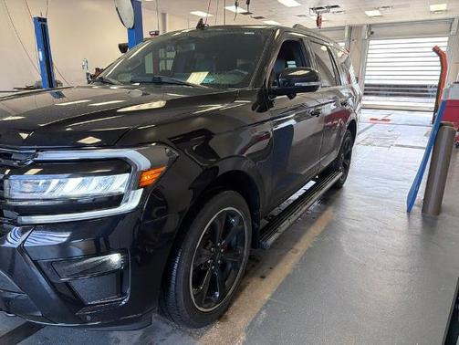 AGATE BLACK METALLIC 2023 Ford Expedition LIMITED