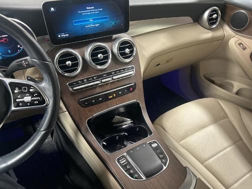 2022 Mercedes-Benz GLC 300 BASE 4MATIC