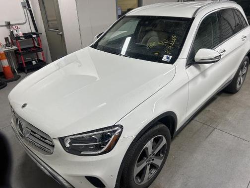 2022 Mercedes-Benz GLC 300 BASE 4MATIC