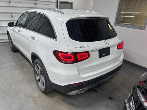 2022 Mercedes-Benz GLC 300 BASE 4MATIC