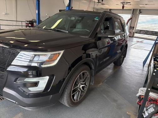 SHADOW BLACK 2017 Ford Explorer SPORT