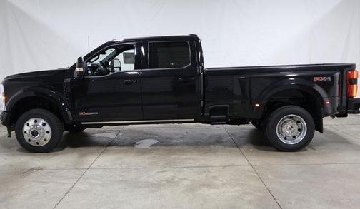 2026 Ford F-450 Platinum