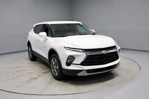 Summit White 2025 Chevrolet Blazer LT