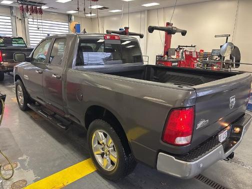 2018 RAM 1500 SLT