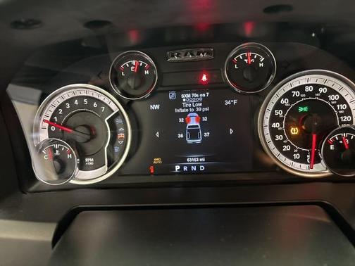 2018 RAM 1500 SLT