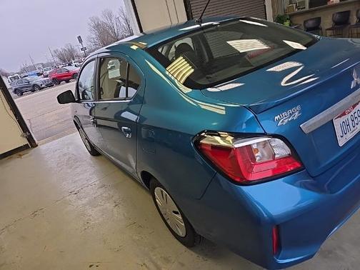 2021 Mitsubishi Mirage ES