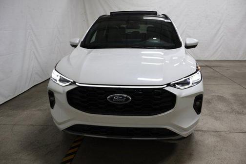 2025 Ford Escape ST-Line Elite