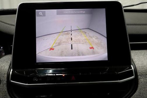 Bright White Clearcoat 2025 Jeep Compass LATITUDE