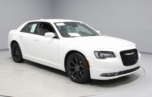 2019 Chrysler 300 S