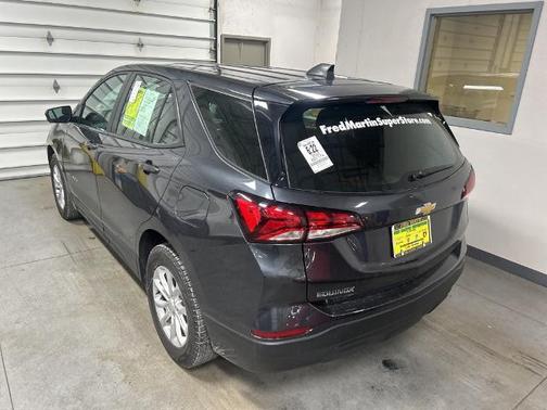 2022 Chevrolet Equinox LS