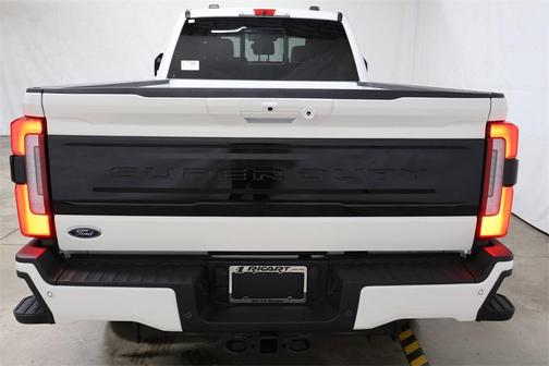 2026 Ford F-250 Platinum
