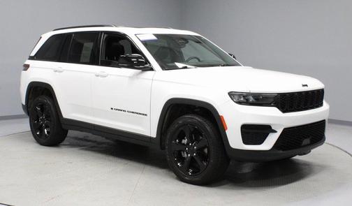 2023 Jeep Grand Cherokee Altitude