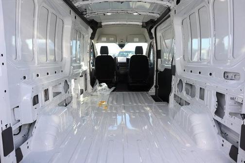 2026 Ford Transit-250 148 WB Medium Roof Cargo