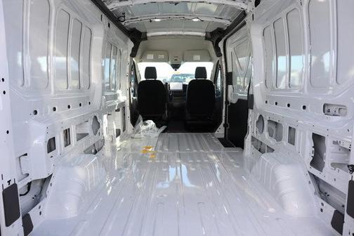 2026 Ford Transit-250 148 WB Medium Roof Cargo