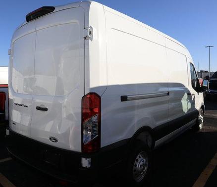 2026 Ford Transit-250 148 WB Medium Roof Cargo