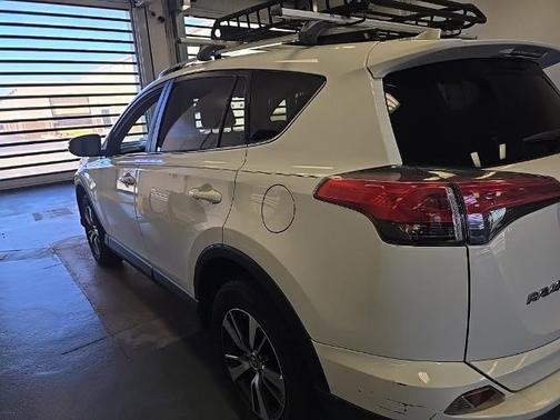 Super White 2017 Toyota RAV4 XLE