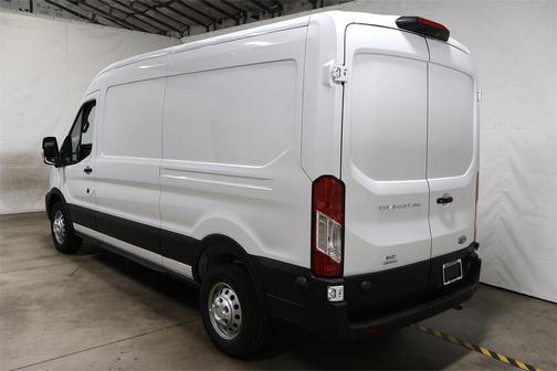 2025 Ford Transit-250 148 WB Medium Roof Cargo