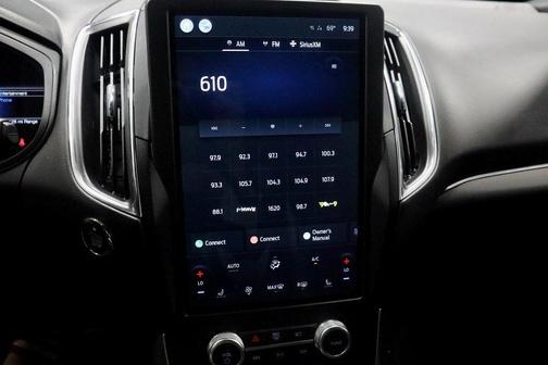 2022 Ford Edge ST