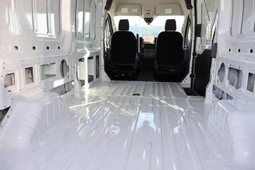2026 Ford Transit-250 148 WB Medium Roof Cargo