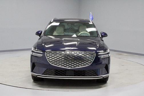 2025 Genesis Electrified GV70 Advanced
