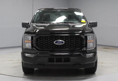 AGATE BLACK METALLIC 2023 Ford F-150 XL