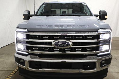 2025 Ford F-350 Lariat Super Duty
