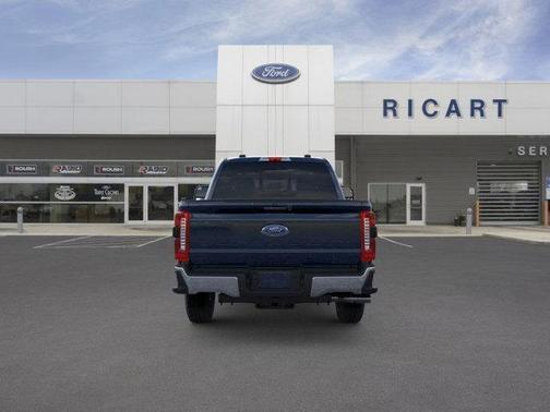 2025 Ford F-350 Lariat Super Duty