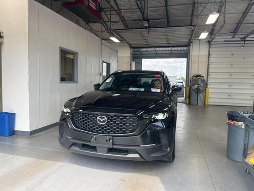 2024 Mazda CX-50 2.5 S Preferred Package