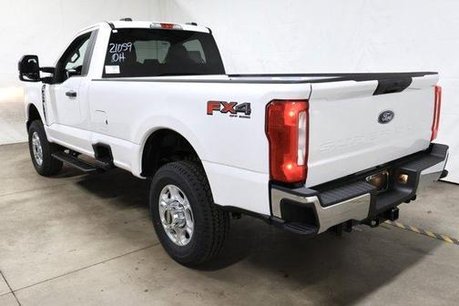 2025 Ford F-350 XLT