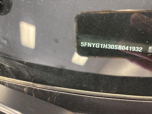 Lunar Silver Metallic 2025 Honda Pilot SPORT