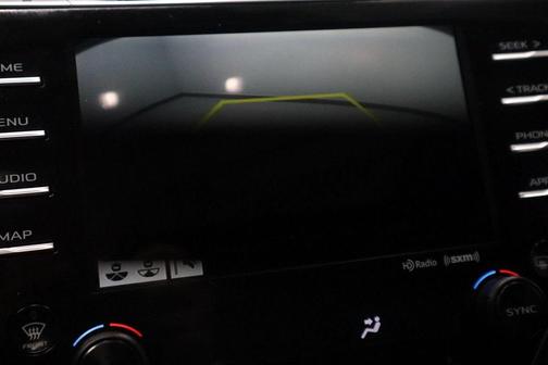 2020 Toyota Camry Hybrid SE