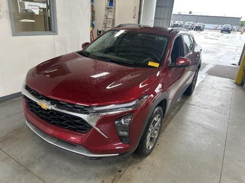Crimson Metallic 2025 Chevrolet Trax LT