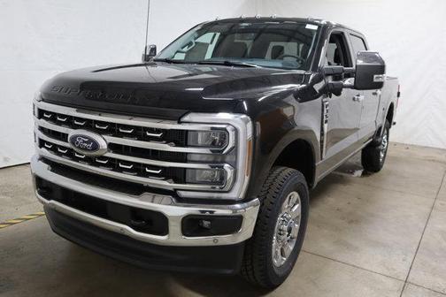 2025 Ford F-350 Lariat Super Duty