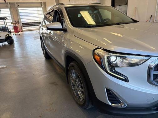 Quicksilver Metallic 2018 GMC Terrain SLE