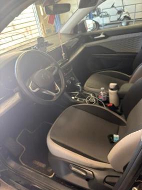 Deep Black Pearl Effect 2023 Volkswagen Taos 1.5T S